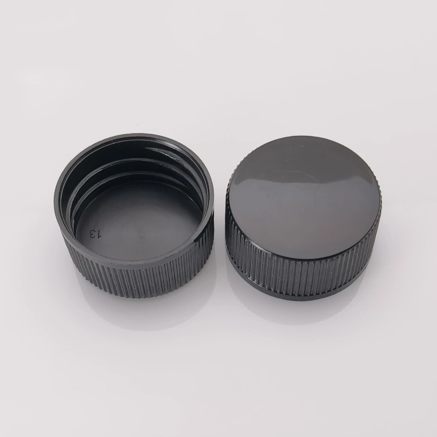 28mm PP Plastic Screw Cap For Bottles